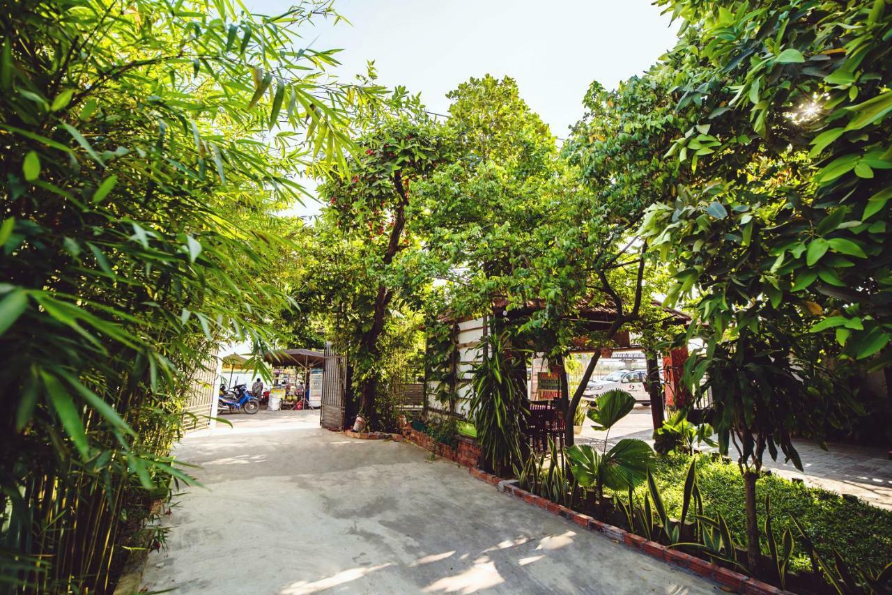 Riverside Plum Garden Villa Hoi An Exteriör bild
